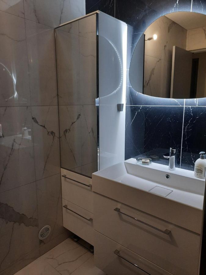 Mon Petit Paradis, Cassis Centre Apt 90 M2, 200 M Mer, Terr Plein Sud, Clim Park Prive エクステリア 写真
